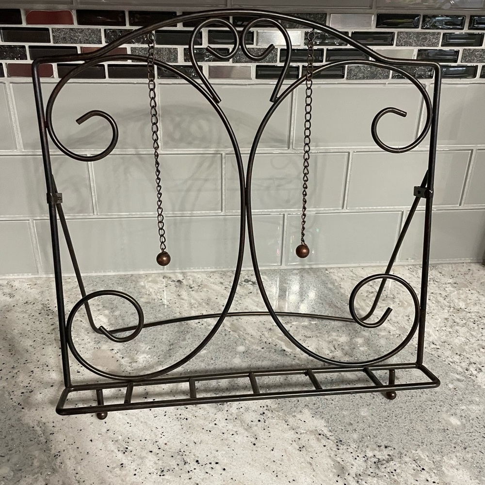 Metal Cookbook Stand (Cookbook Not Included)